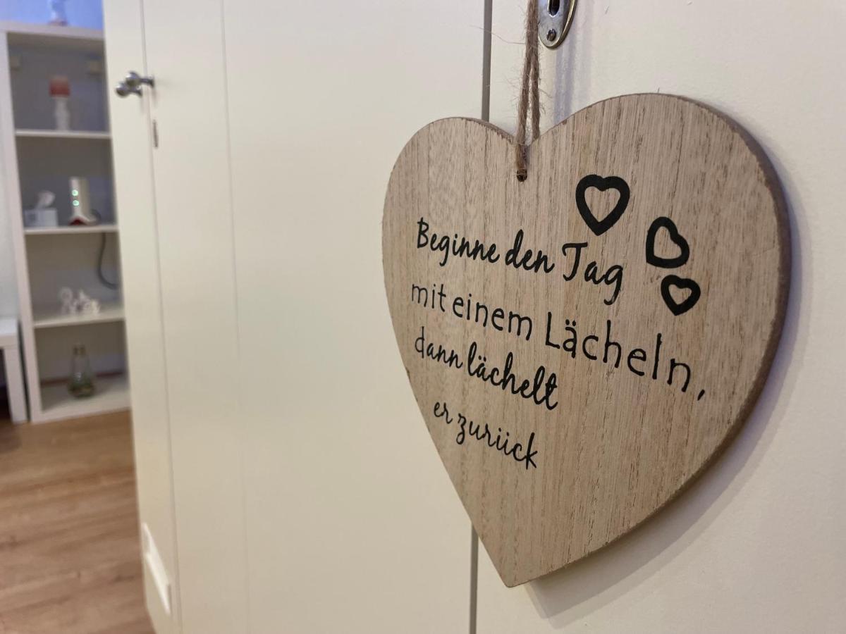 Moderne Ferienwohnung Zur Schlosshoehe Lieser Esterno foto