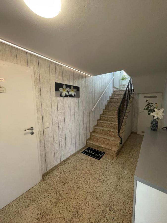 Moderne Ferienwohnung Zur Schlosshoehe Lieser Esterno foto