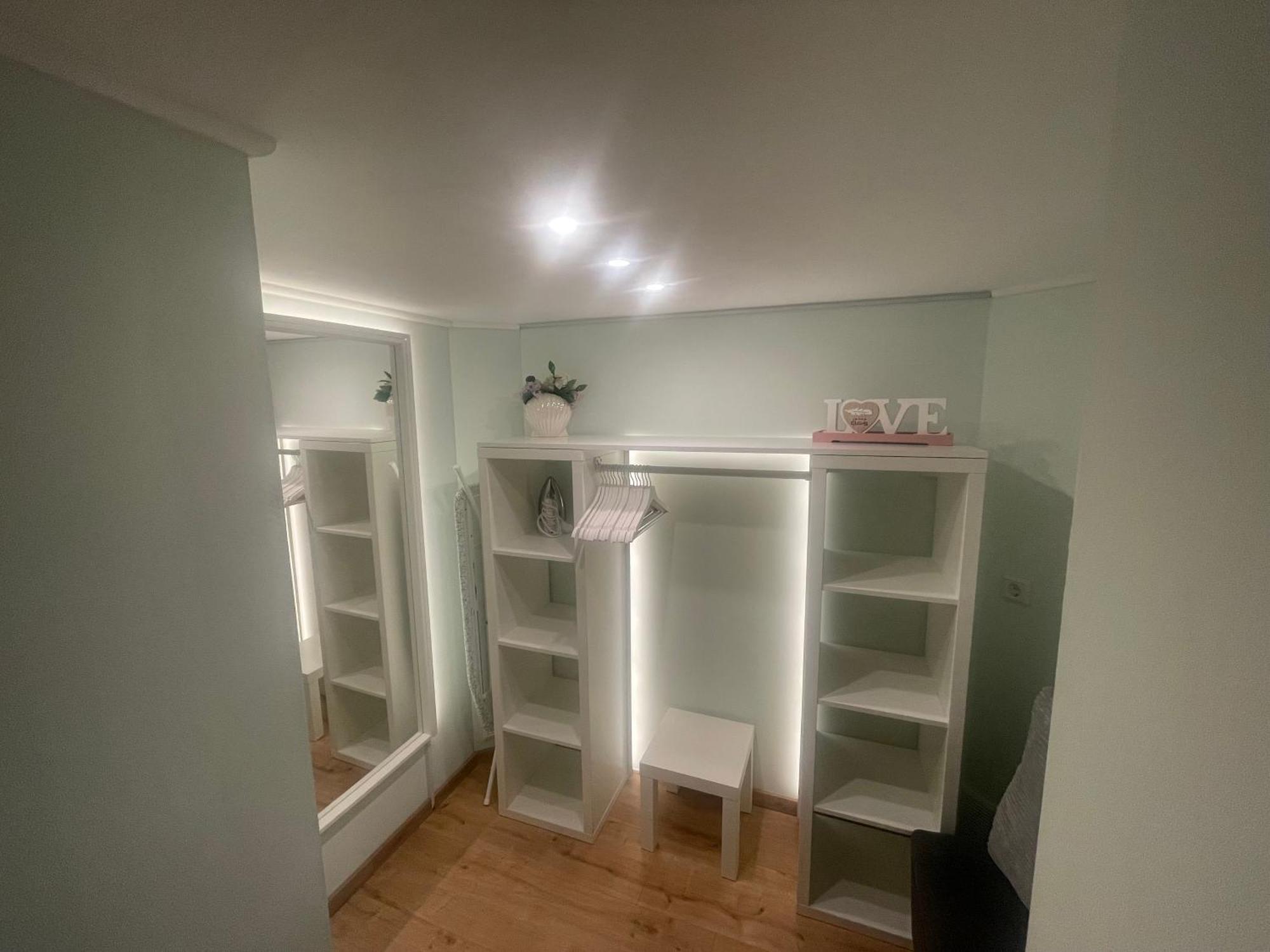 Moderne Ferienwohnung Zur Schlosshoehe Lieser Esterno foto