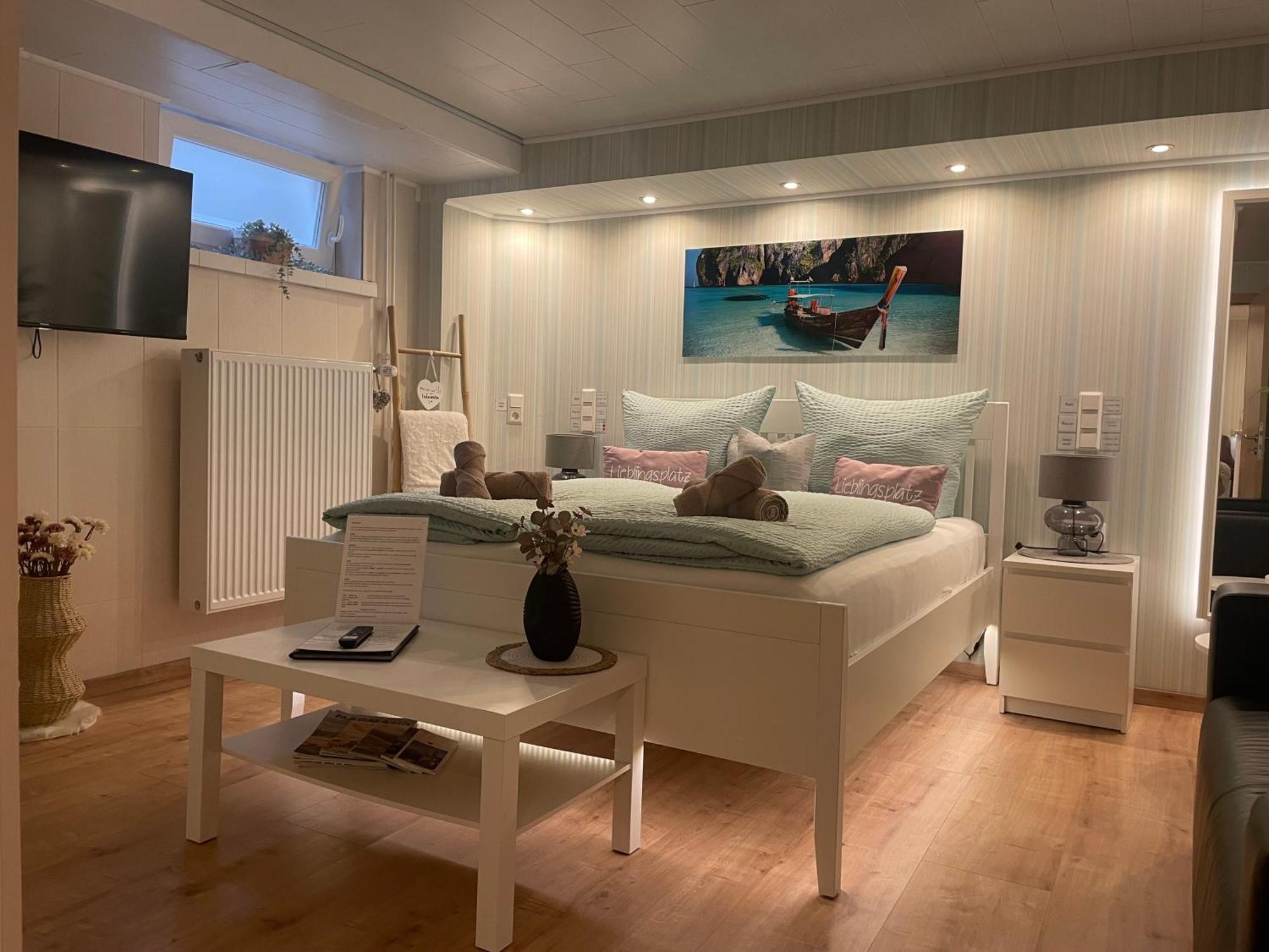 Moderne Ferienwohnung Zur Schlosshoehe Lieser Esterno foto