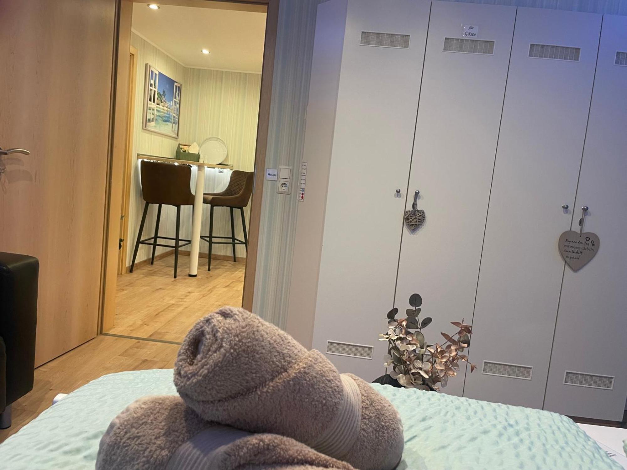 Moderne Ferienwohnung Zur Schlosshoehe Lieser Esterno foto
