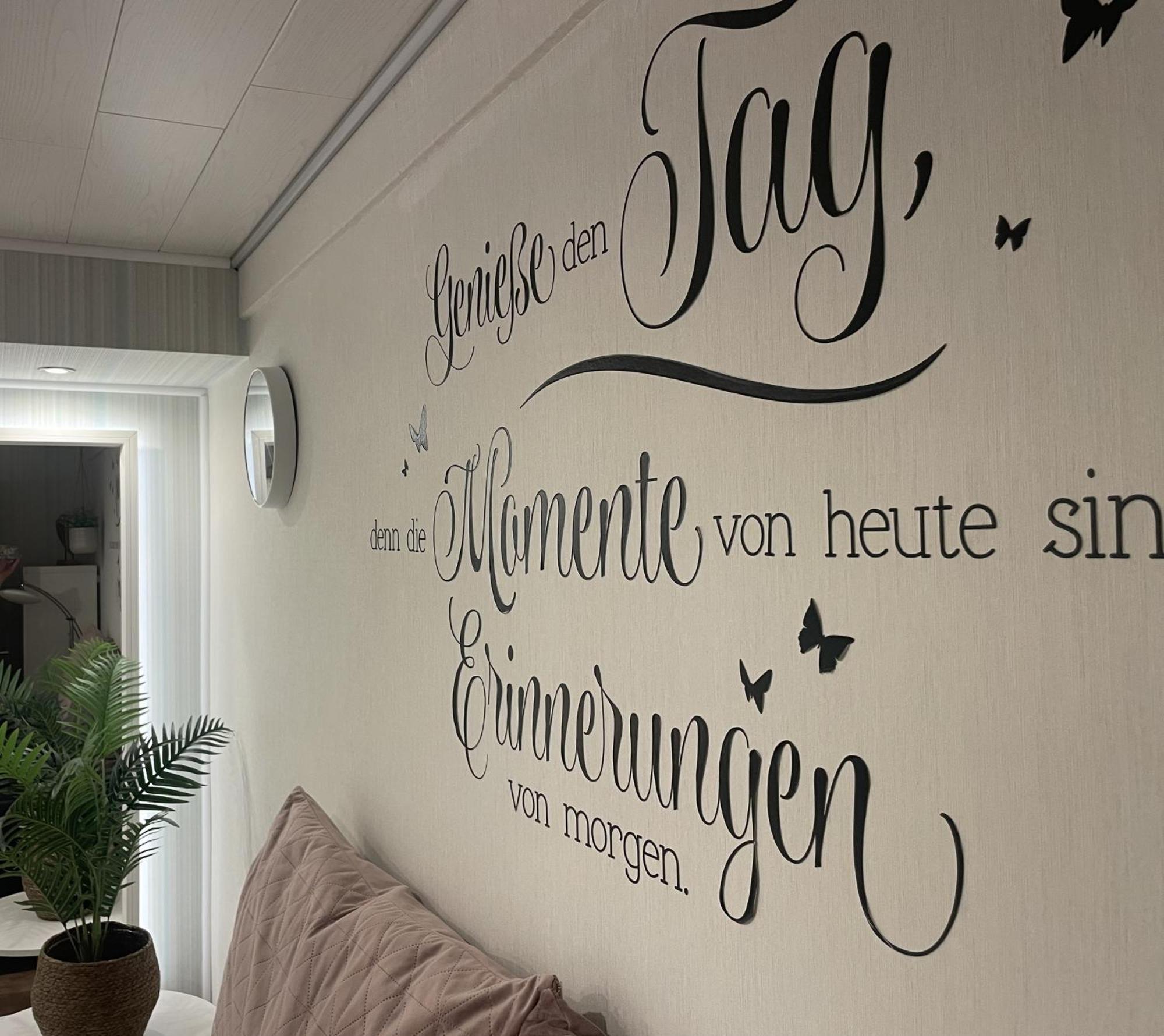 Moderne Ferienwohnung Zur Schlosshoehe Lieser Esterno foto