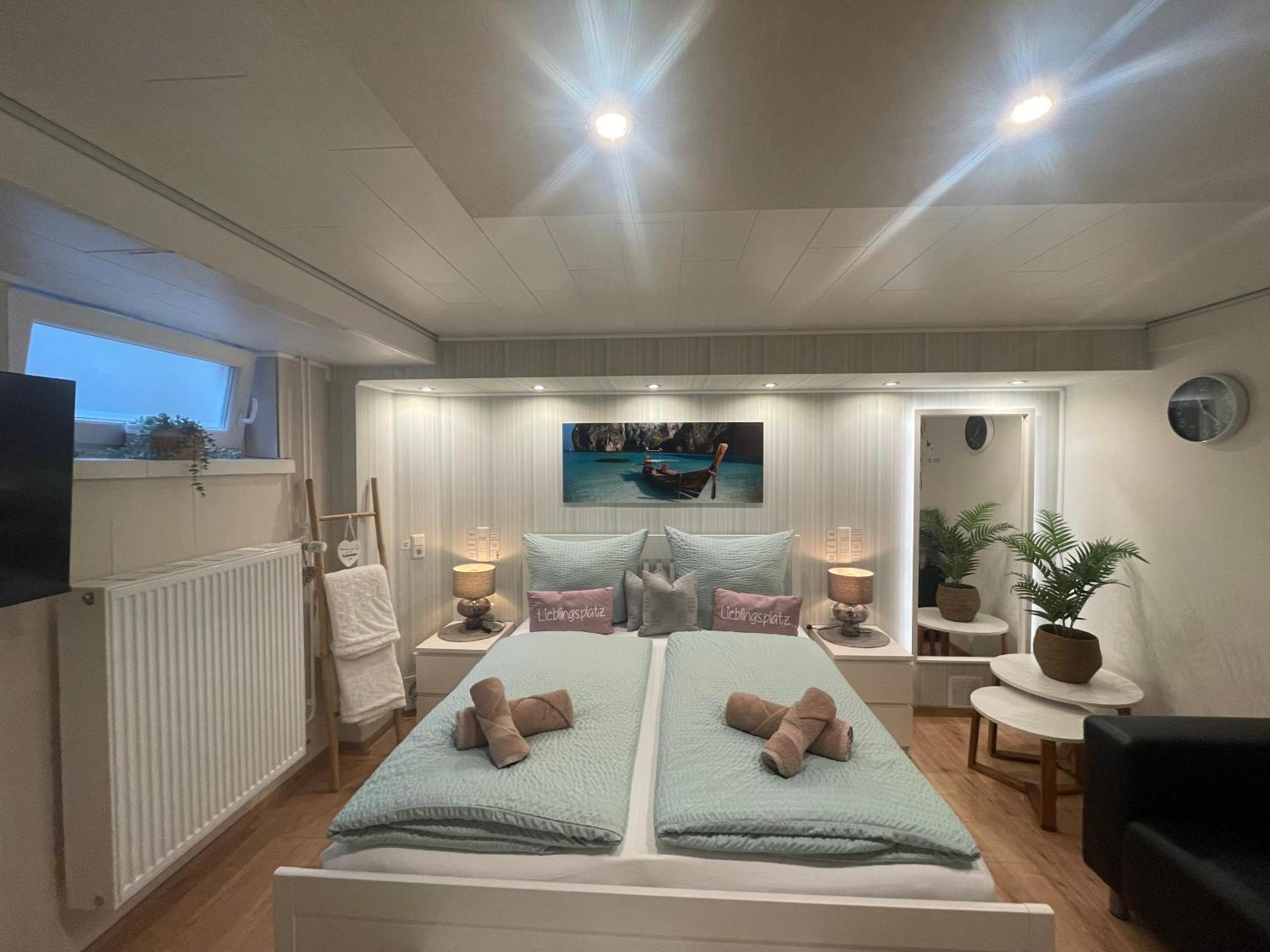 Moderne Ferienwohnung Zur Schlosshoehe Lieser Esterno foto